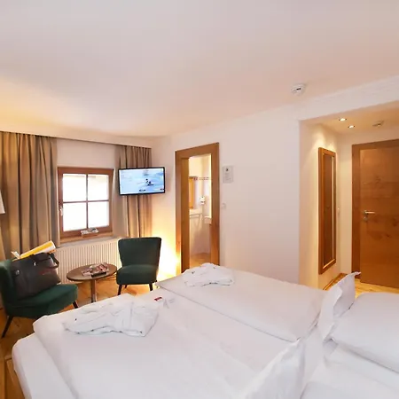 Familotel Amiamo Τσελ αμ Ζέε