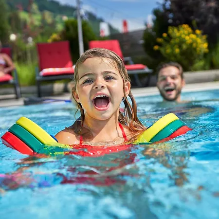 Familotel Amiamo Hotel 4*