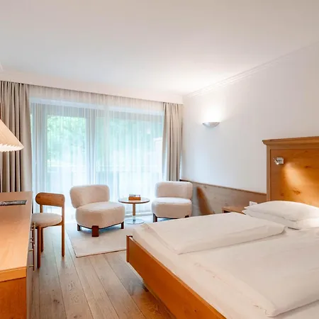 Familotel Amiamo 4* Zell am See