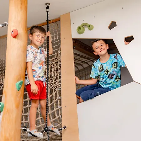 فندق فاميلوتيل أميامو زيل أم سي