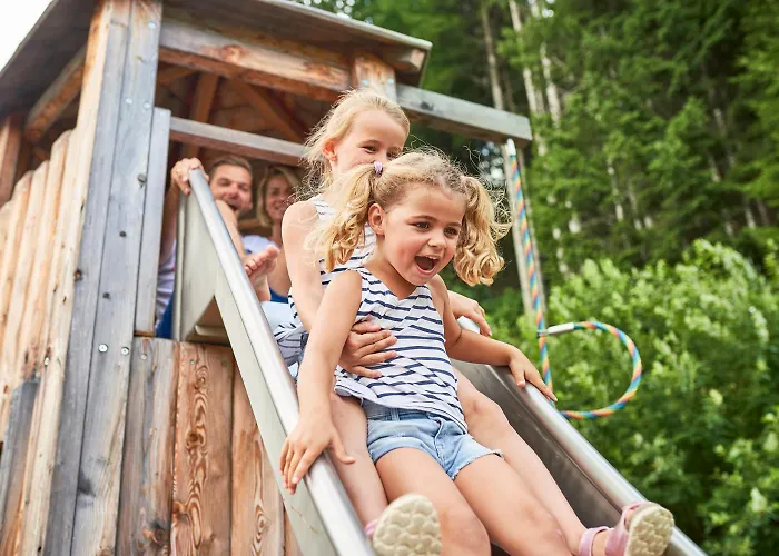 فاميلوتيل أميامو فندق زيل أم سي