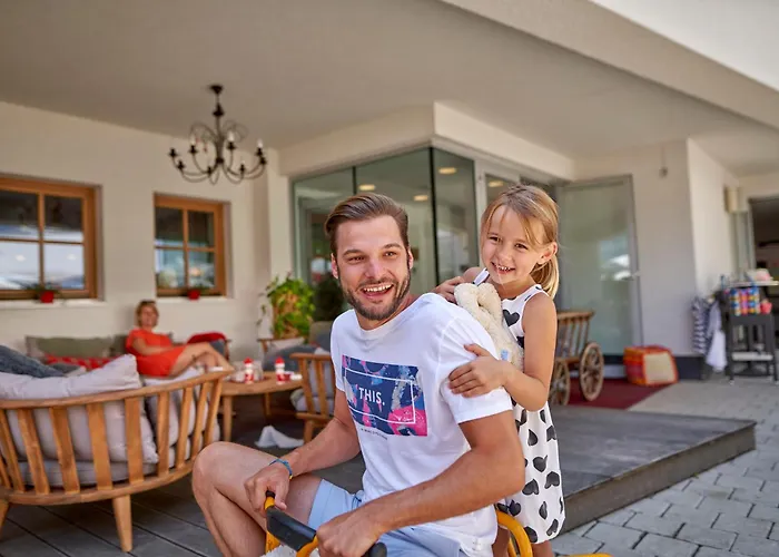 فندق فاميلوتيل أميامو 4*