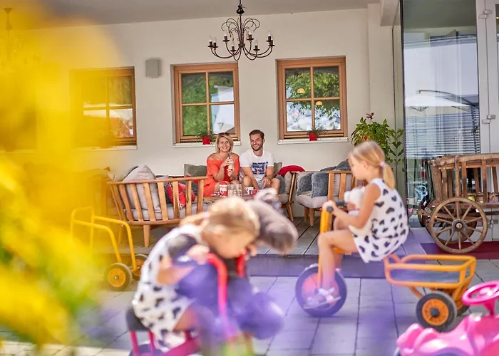 فندق فاميلوتيل أميامو 4*