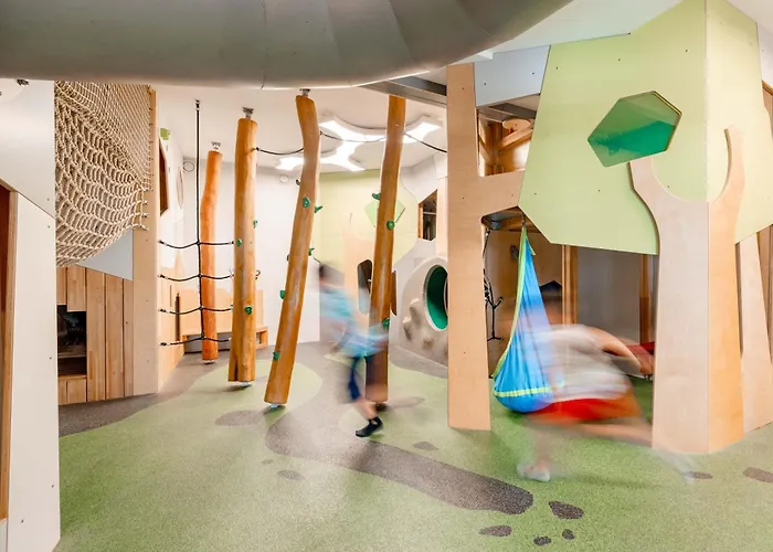 فندق فاميلوتيل أميامو 4*