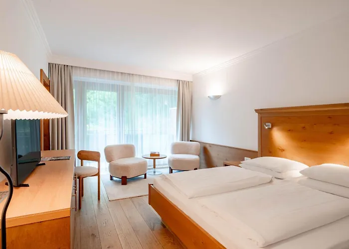 Familotel Amiamo 4* Zell am See